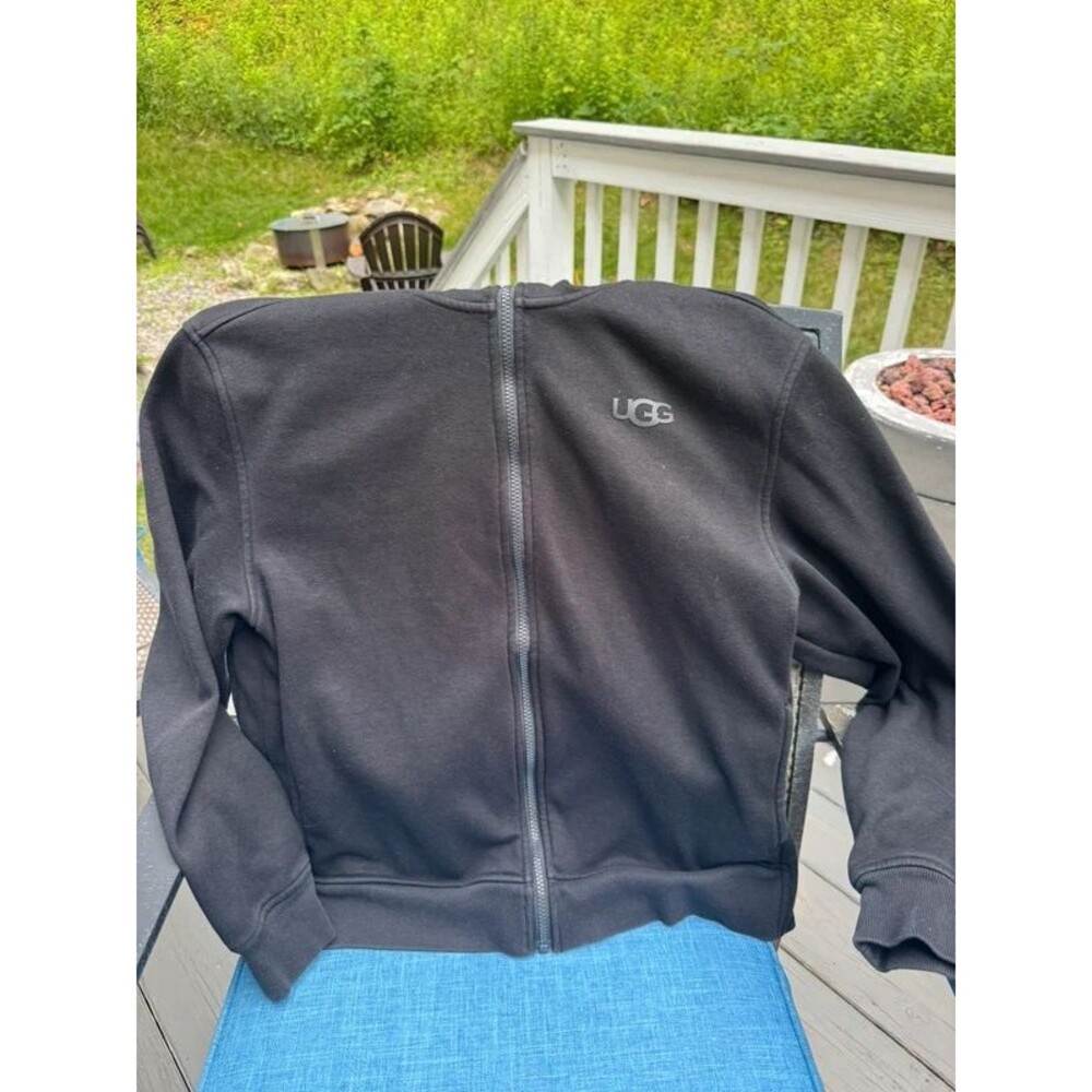 Ugg sweater/sweatshirt hoodie men’s small